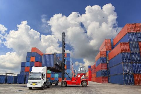تجارت گردان | صادرات کالای غیرنفتی به ۳.۲ میلیارد دلار رسید