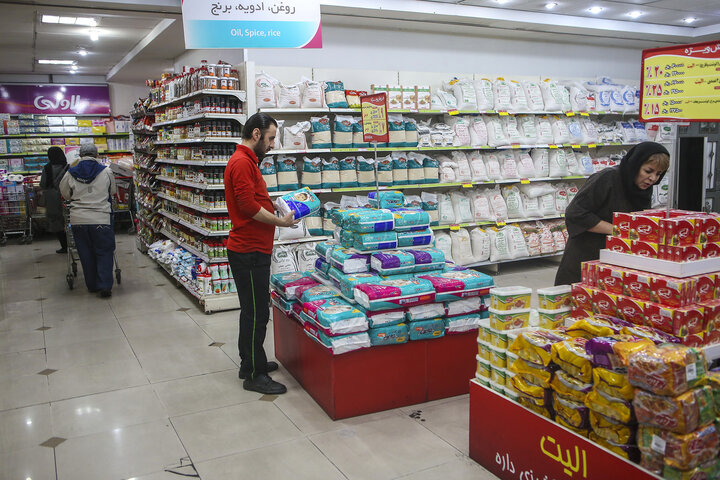 تجارت گردان | قیمت کالاهای اساسی در ماه رمضان افزایش نمی‌یابد