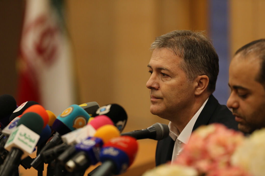اسکوچیچ: ایران را به جام جهانی می‌برم