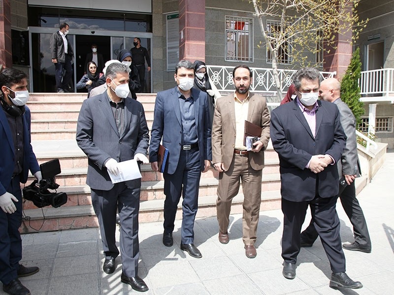 اهدای اقلام بهداشتی مقابله با کرونا توسط بانک ملی ایران