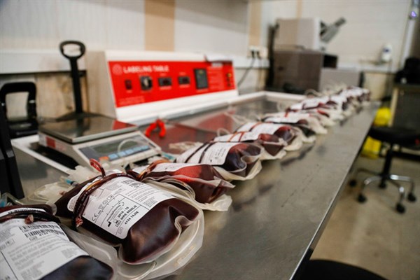 ذخایر خون پایتخت کاهش یافت/کاهش مراجعه مردم برای اهدای خون مشکل ساز شده است