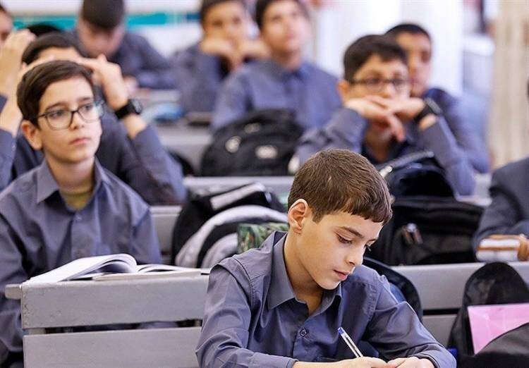 تجارت گردان | مدارس تهران برای مقابله با بیماری کرونا آماده می‌شود