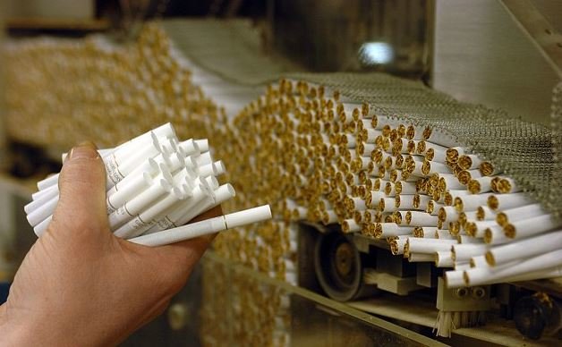تجارت گردان | احتمال گرانی و افزایش قاچاق سیگار