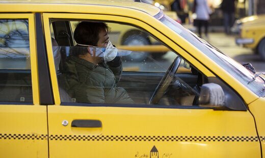 تجارت گردان | کاهش۴۰ درصدی مسافران تاکسی/توزیع مواد ضدعفونی کننده به تاکسیرانان