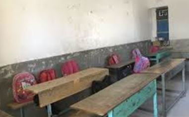 کمک تجهیزاتی بانک سرمایه به مدارس کم برخوردار
