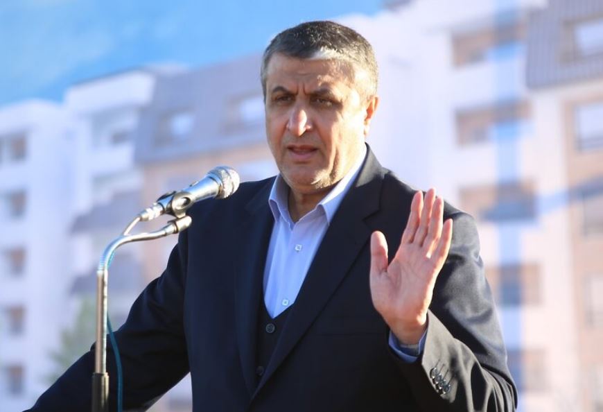 وزیر راه: مراکز تبادلی در مبادی شهرها راه‌اندازی می‌شود