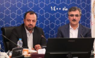 با حضور وزیر اقتصاد صورت گرفت؛ رونمایی از کارت ریالی ارزی بانک ملی ایران برای نخستین بار در شبکه بانکی