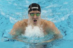 تاوان «خیانت»؛ قهرمان ژاپنی شنای جهان تا پایان سال محروم شد