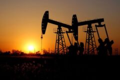 قیمت جهانی نفت خام رشد کرد/ برنت ۷۵ دلاری شد