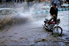 لایروبی مجاری آب‌های سطحی تهران برای مقابله باسیلاب