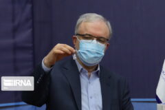 وزیر بهداشت: ایران در آینده نزدیک قطب تولید واکسن خواهد شد