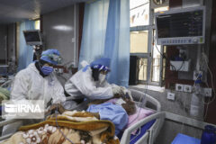 کرونا در ایران طغیان کرده/تخت‌های بیمارستانی پر شده است
