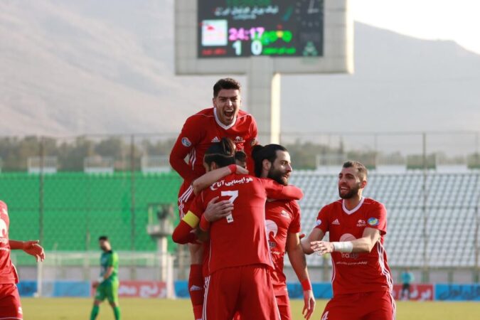 ۹ تیم در جمع بهترین‌ها؛ صدرنشینی استقلال، سپاهان و تراکتور