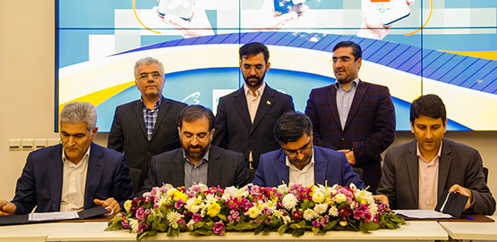 تجارت گردان | همکاری ایرانسل و پست بانک برای حمایت از تولید گوشی هوشمند ایرانی